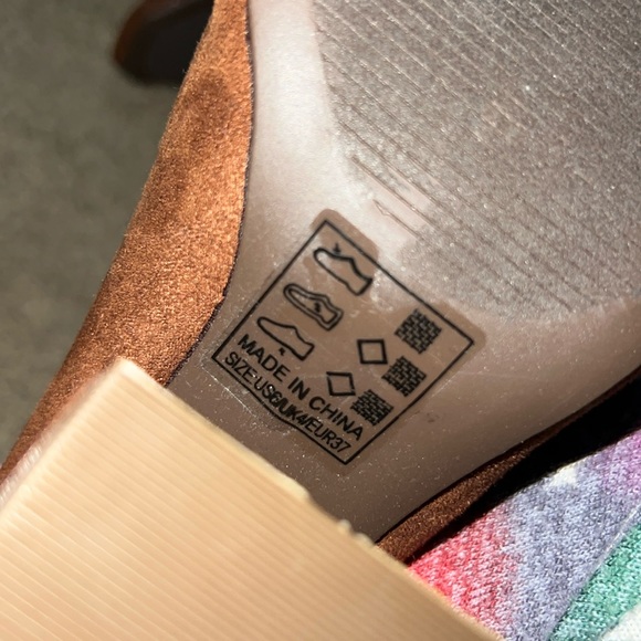 Cognac Booties 🤎 - Picture 9 of 9